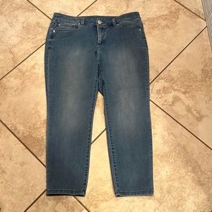Super soft, tummy slimming ladies size 10 jeans. Excellent condition.